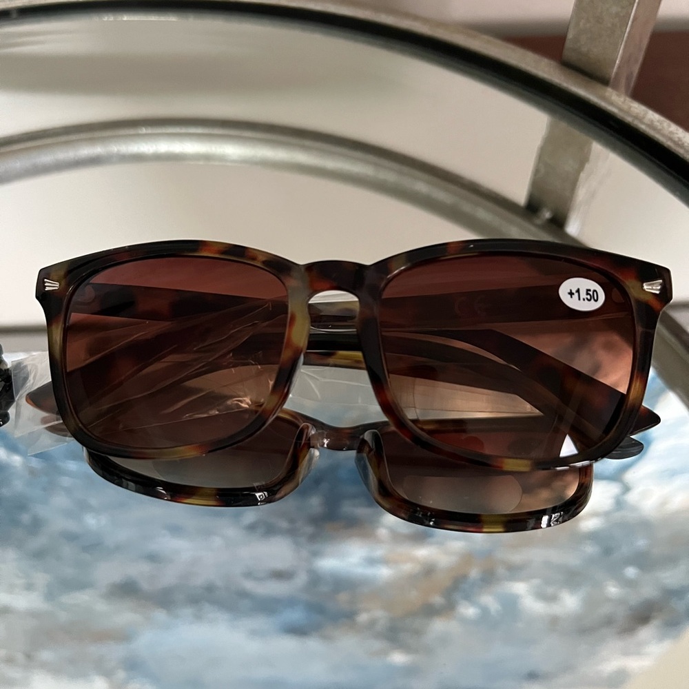 Womens Bifocal Reading Sunglasses Classic Readers Anti Glare UV400 +1.5 Strength - Picture 3 of 6